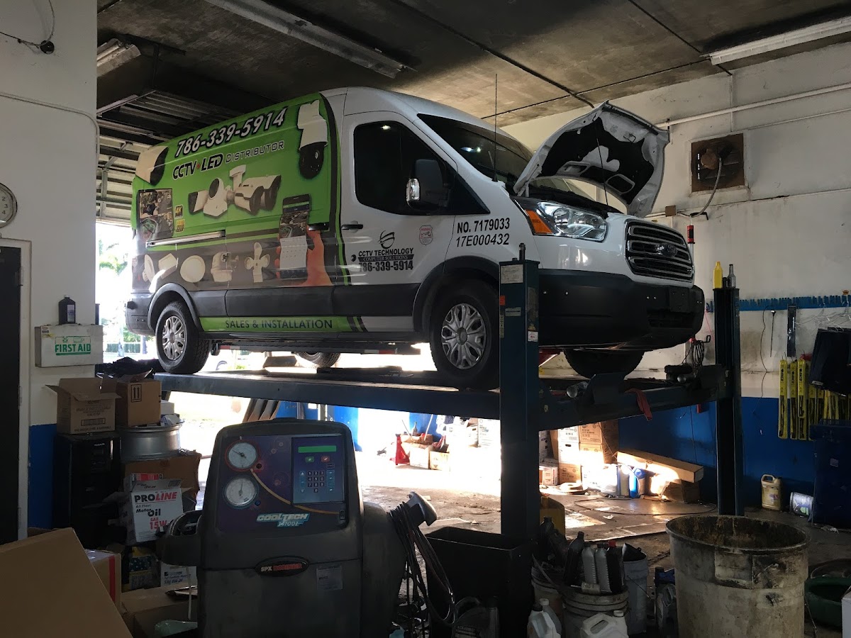 Stanley Auto Repair - photo 9